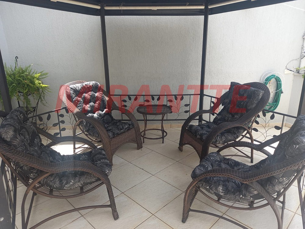 Sobrado de 96m² com 3 quartos em Parque Casa De Pedra