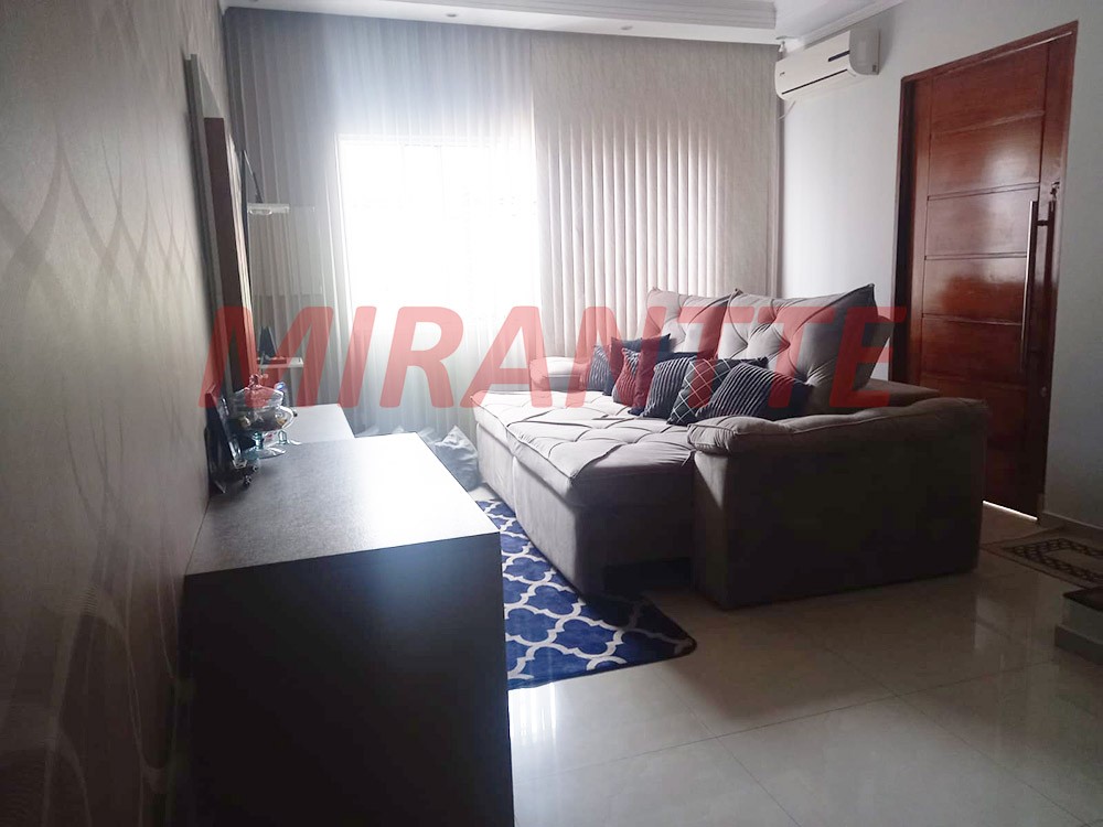 Sobrado de 96m² com 3 quartos em Parque Casa De Pedra