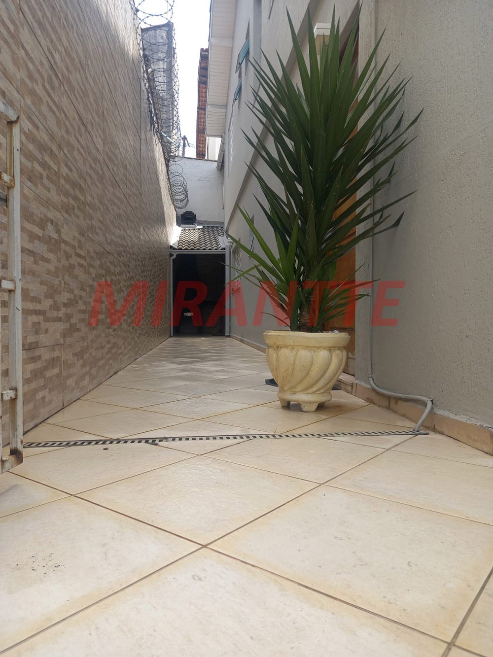 Sobrado de 96m² com 3 quartos em Parque Casa De Pedra