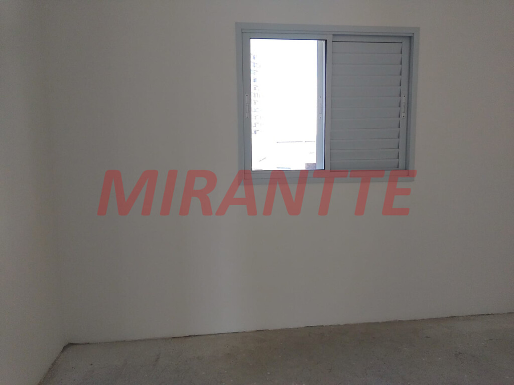 Apartamento de 42m² com 2 quartos em Santana