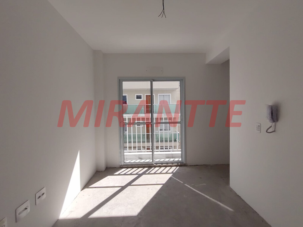 Apartamento de 42m² com 2 quartos em Santana