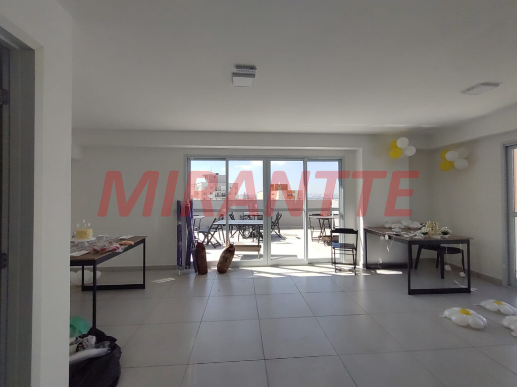 Apartamento de 42m² com 2 quartos em Santana