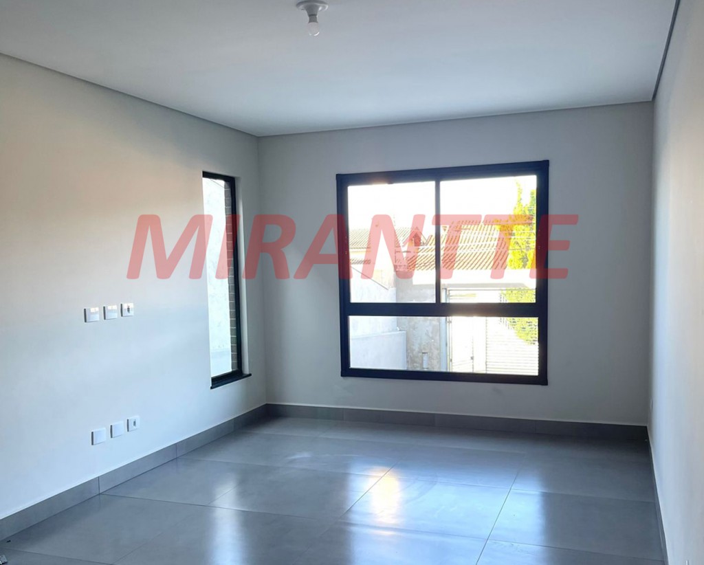 Sobrado de 115m² com 3 quartos em Jardim do Lago