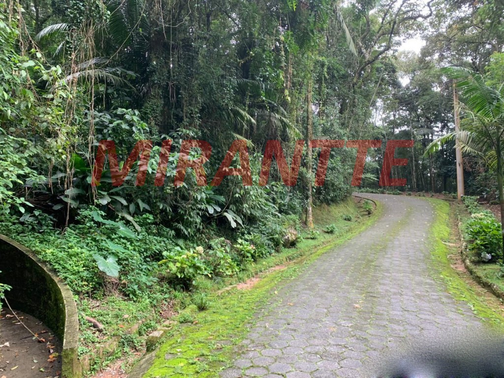 Terreno de 3907m² em Serra Da Cantareira