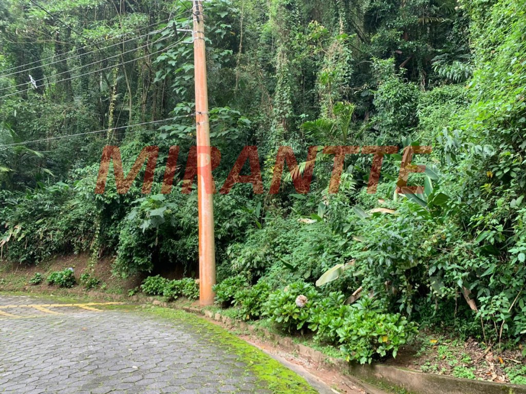 Terreno de 3907m² em Serra Da Cantareira