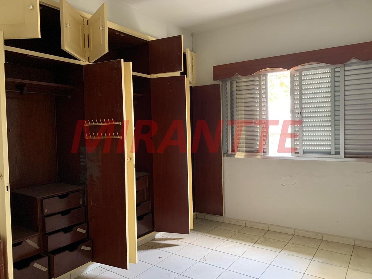 Sobrado de 159m² com 6 quartos em Jardim São Paulo