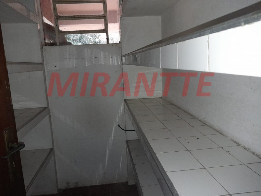 Sobrado de 250m² com 3 quartos em Serra Da Cantareira
