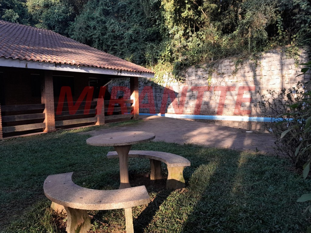 Sobrado de 250m² com 3 quartos em Serra Da Cantareira