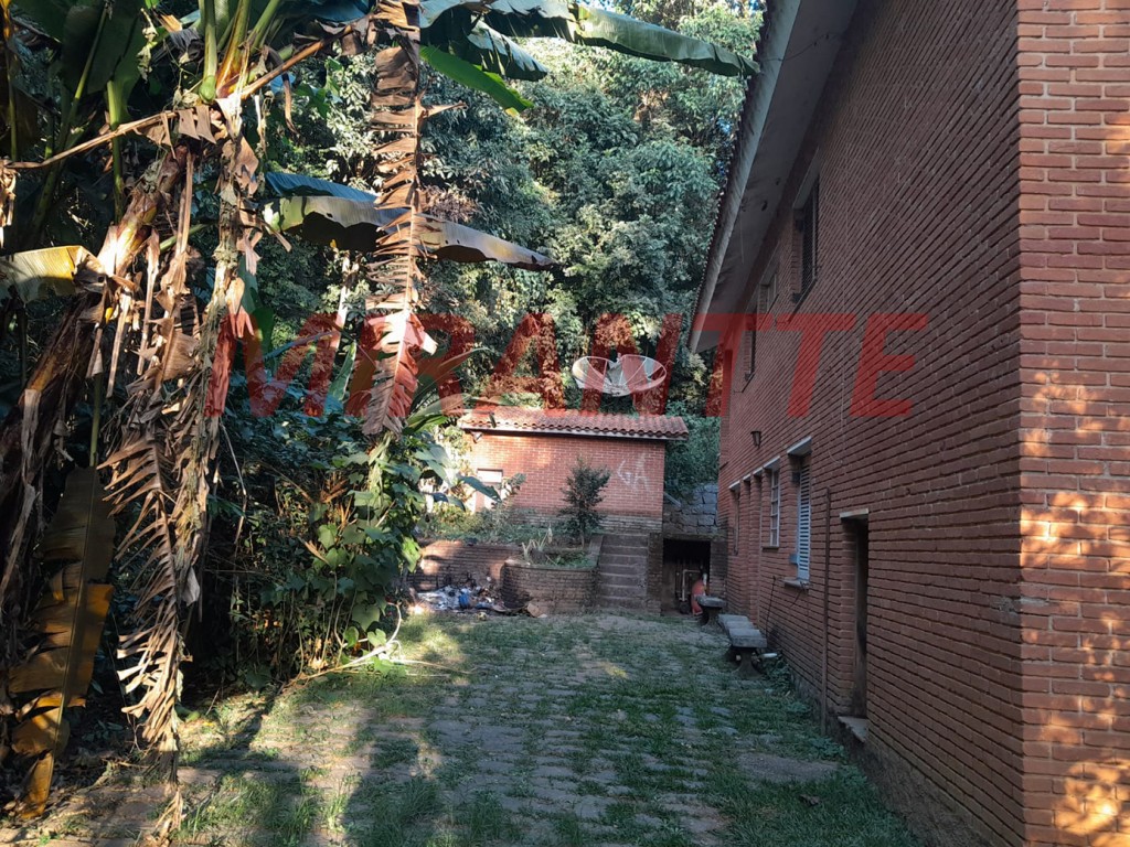 Sobrado de 250m² com 3 quartos em Serra Da Cantareira