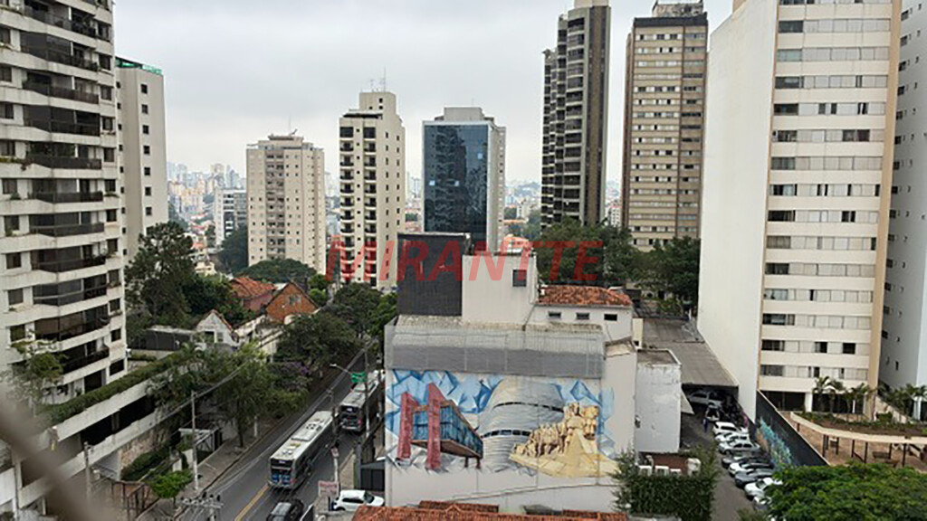 Apartamento de 122m² com 3 quartos em Santana