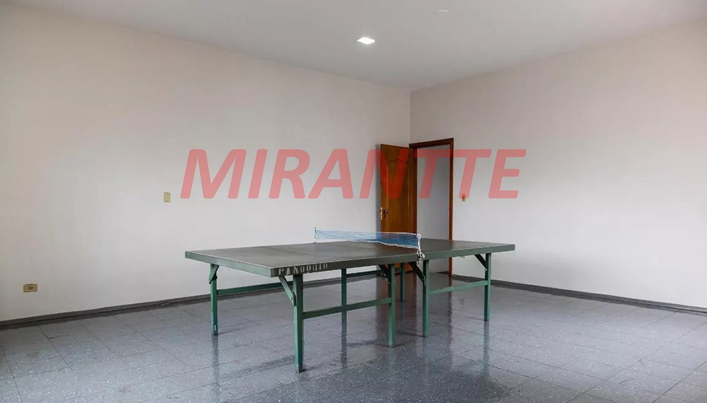 Sobrado de 712m² com 6 quartos em Jardim Japão