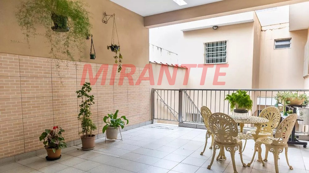 Sobrado de 712m² com 6 quartos em Jardim Japão