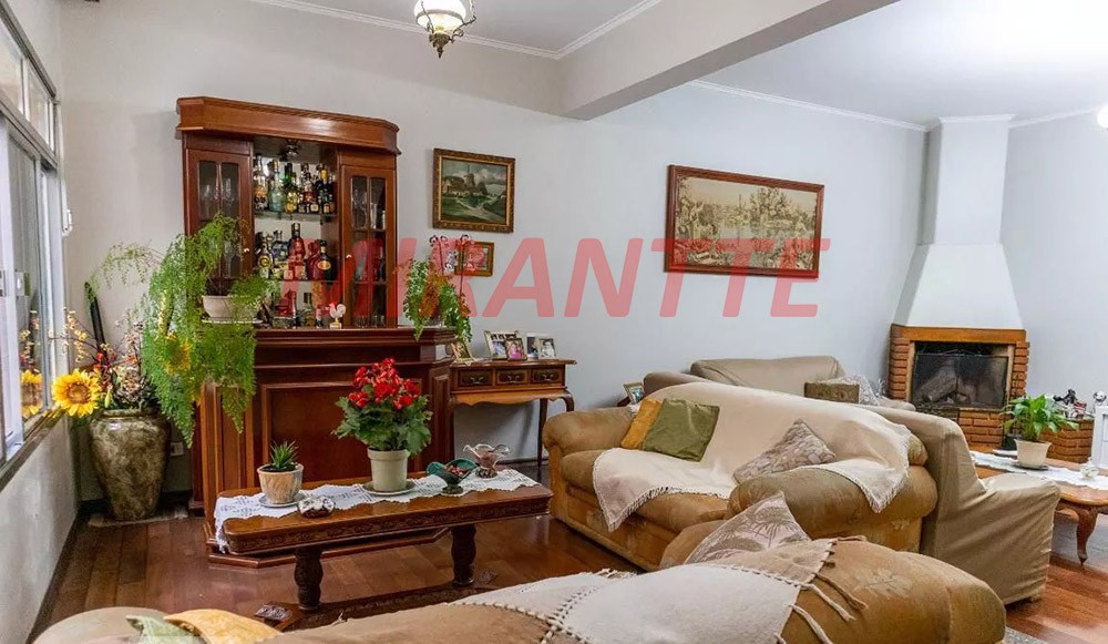 Sobrado de 712m² com 6 quartos em Jardim Japão