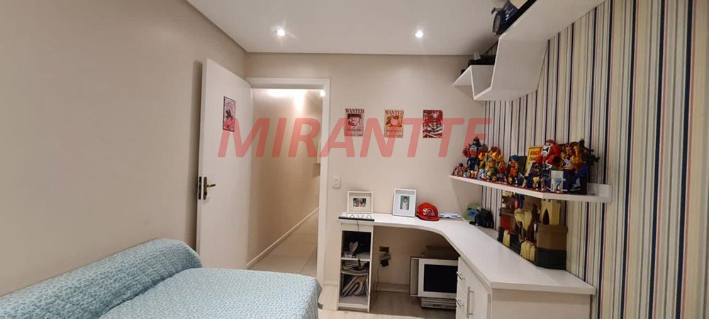 Sobrado de 180m² com 3 quartos em Jardim Vila Galvão