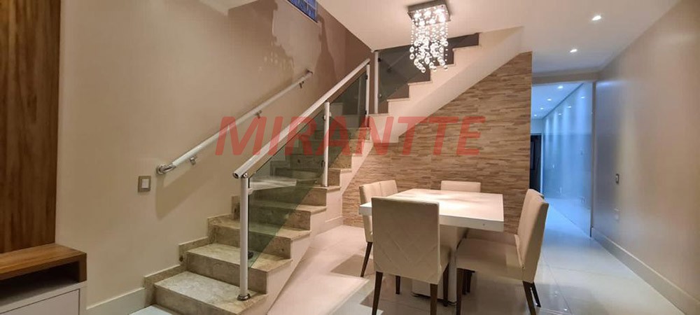Sobrado de 180m² com 3 quartos em Jardim Vila Galvão