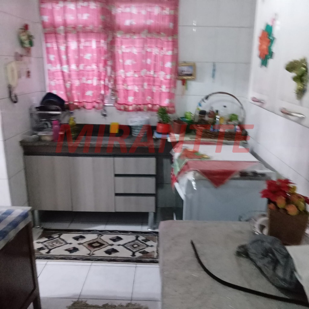 Sobrado de 113m² com 4 quartos em Vila Dos Remédios