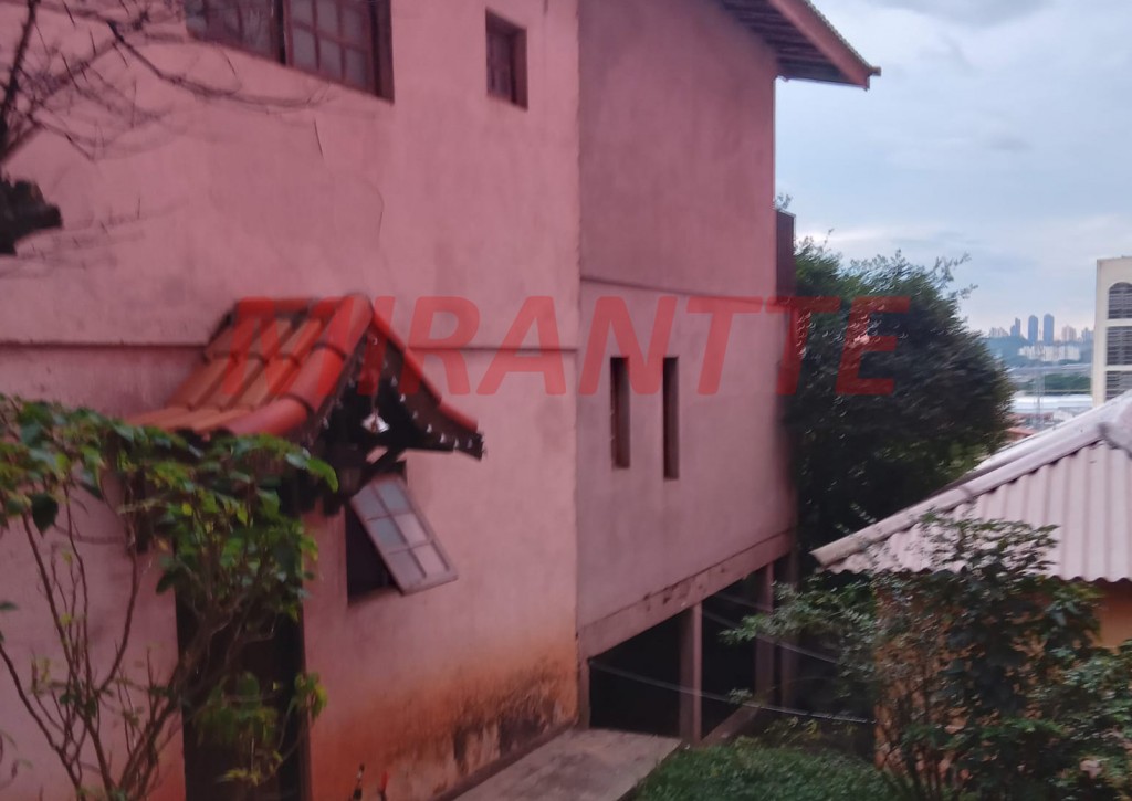 Sobrado de 113m² com 4 quartos em Vila Dos Remédios