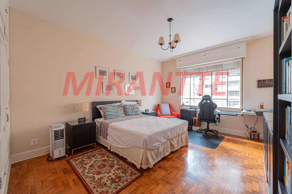 Apartamento de 256m² com 3 quartos em Higienópolis