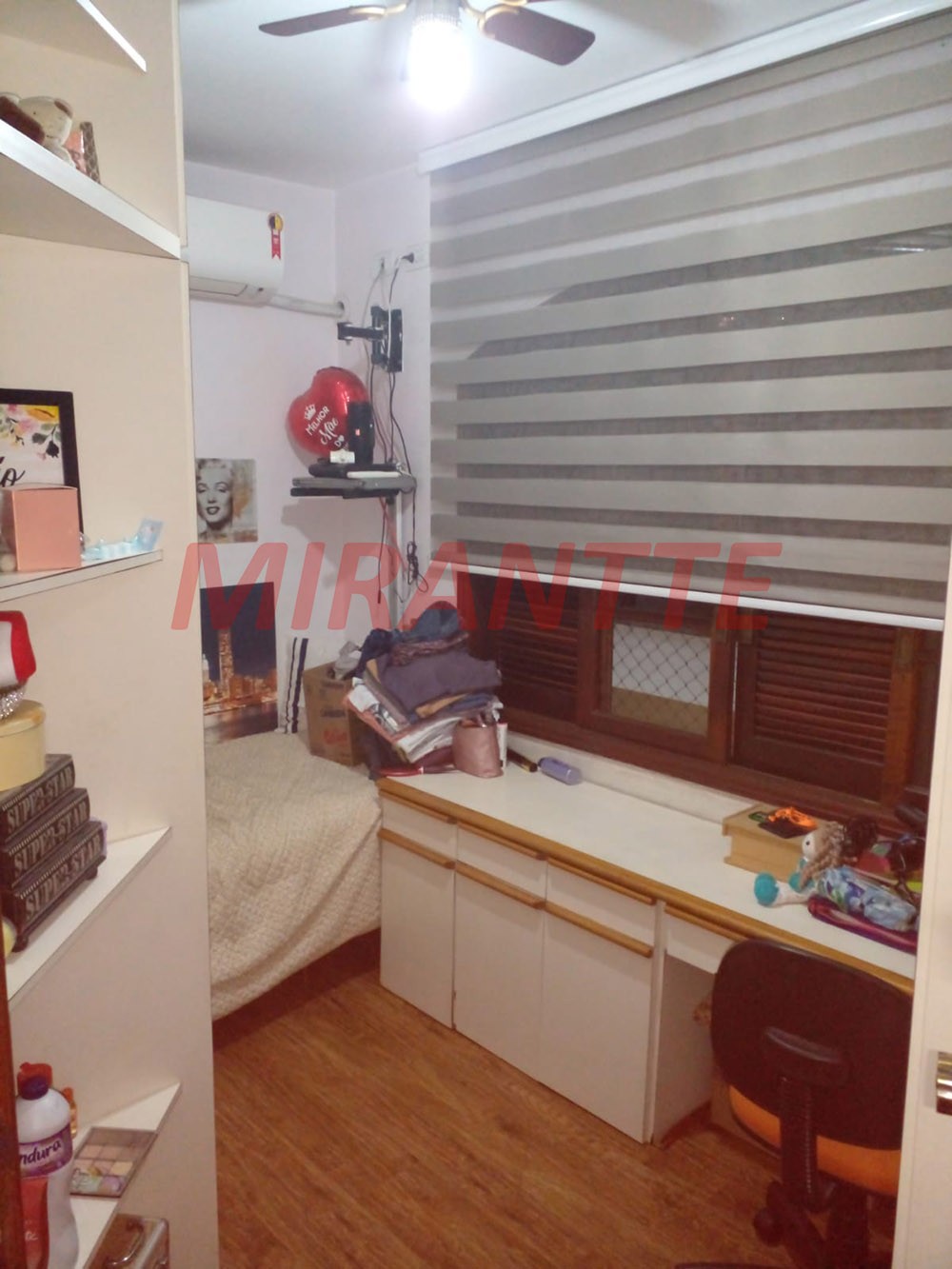 Sobrado de 160m² com 4 quartos em Água Fria