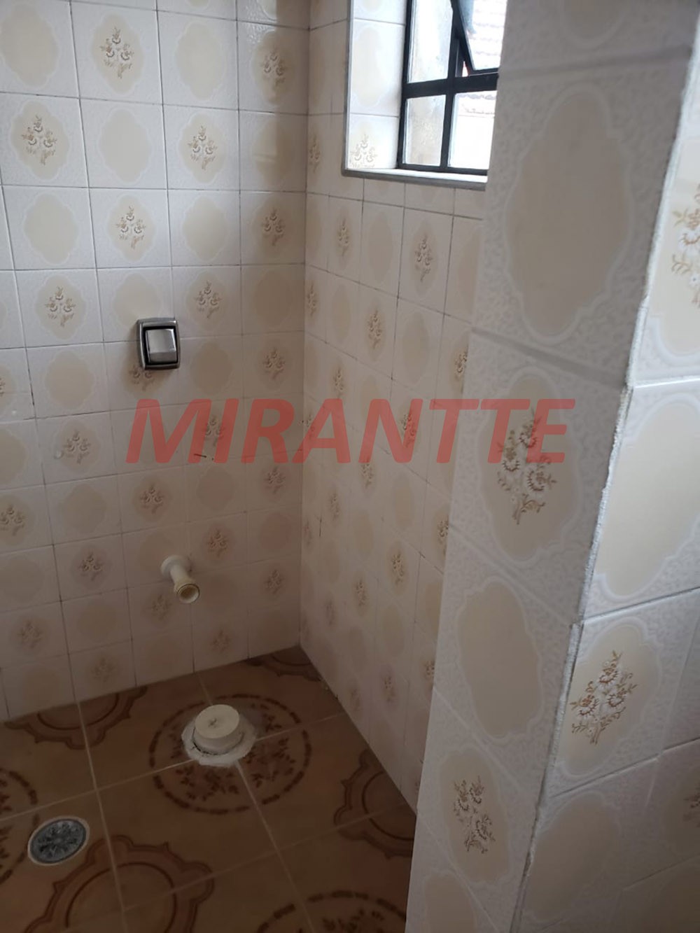 Comercial em Vila Basileia
