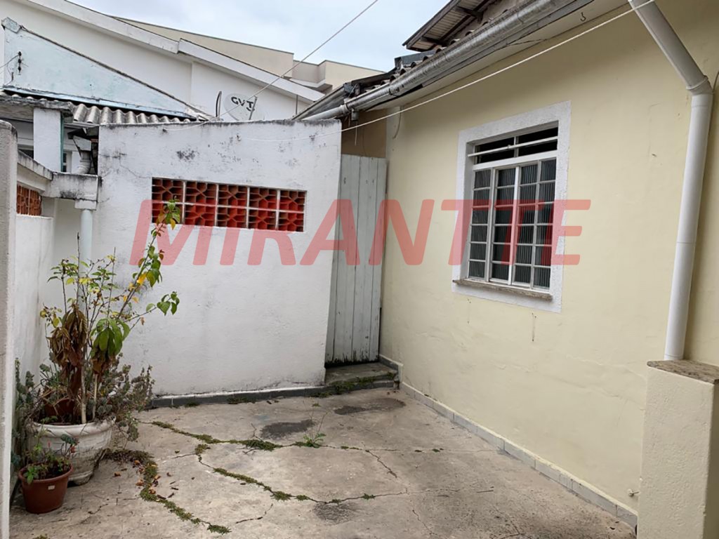 Sobrado de 191m² com 6 quartos em Água Fria