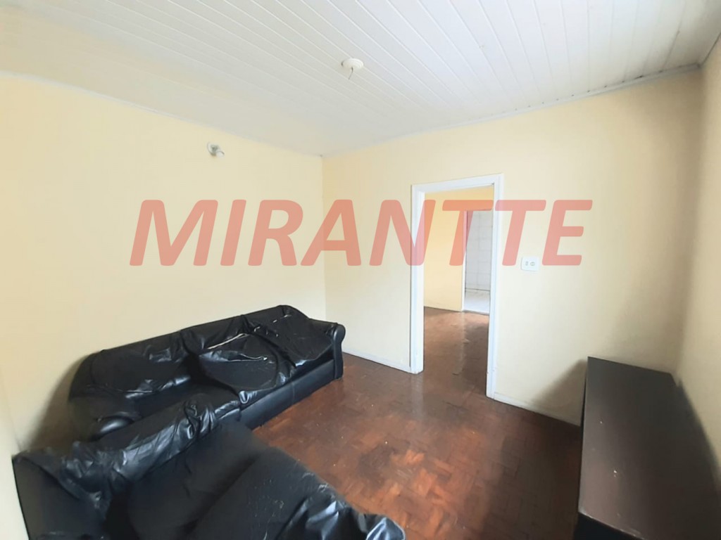 Sobrado de 191m² com 6 quartos em Água Fria