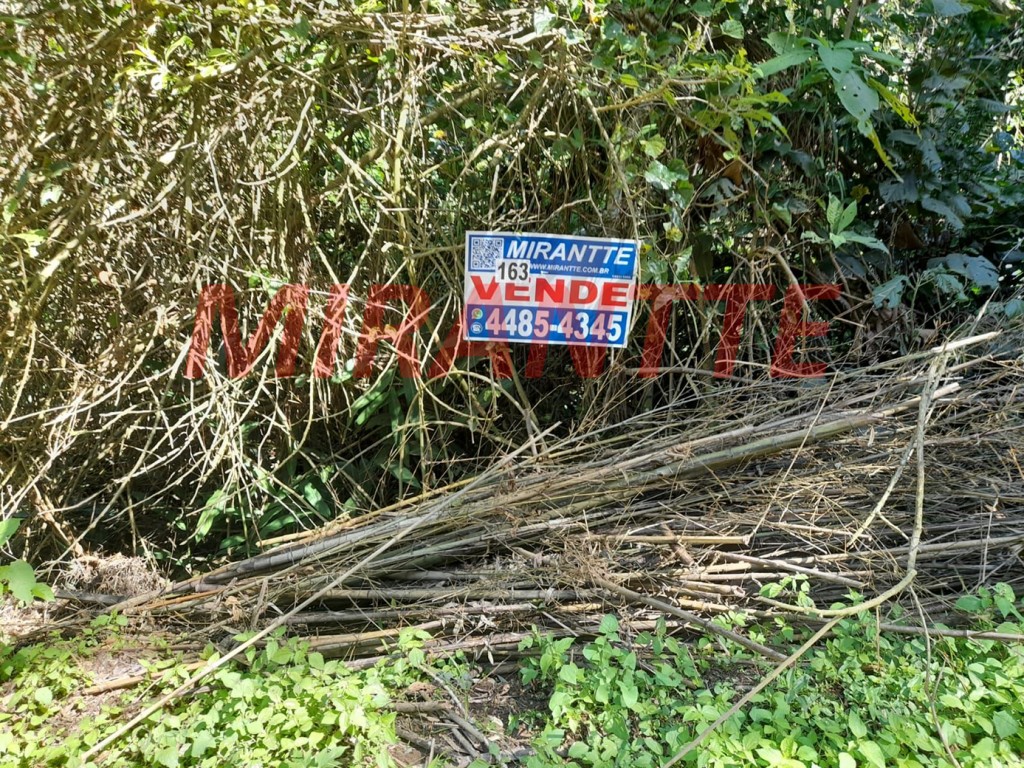 Terreno de 3550m² em Serra da Cantareira