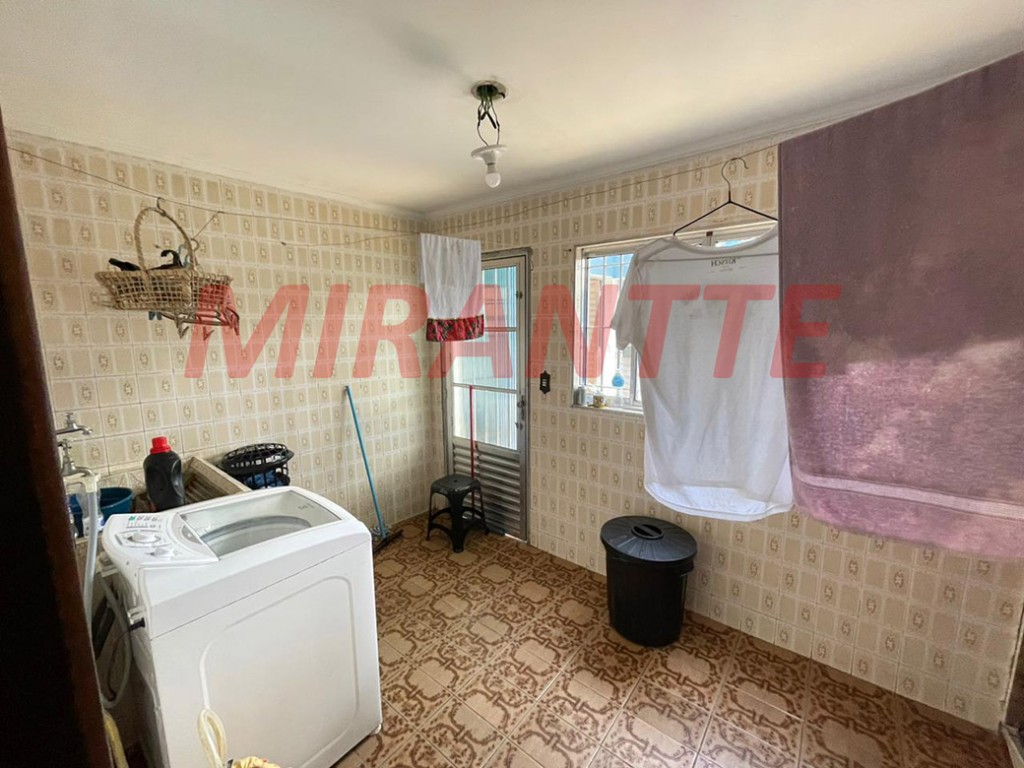 Sobrado de 286m² com 3 quartos em Tremembe