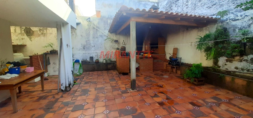 Sobrado de 290m² com 4 quartos em Parque Sao Domingos