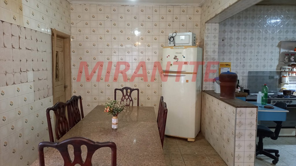 Comercial de 250m² com 4 quartos em Santana
