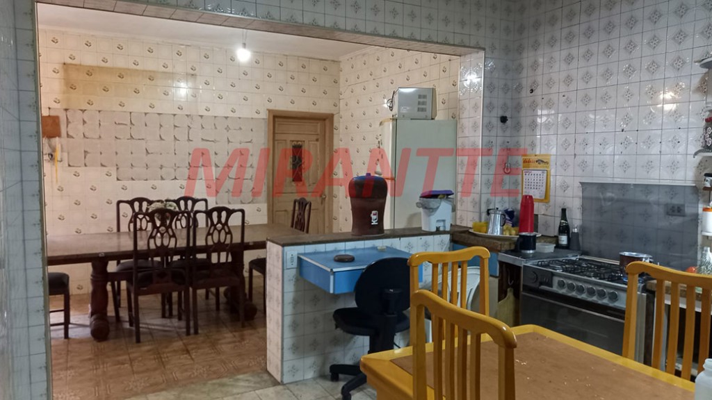 Comercial de 250m² com 4 quartos em Santana