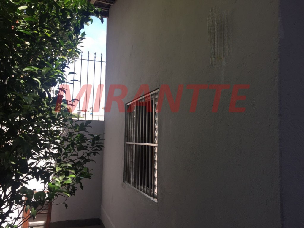 Casa terrea com 4 quartos em Imirim