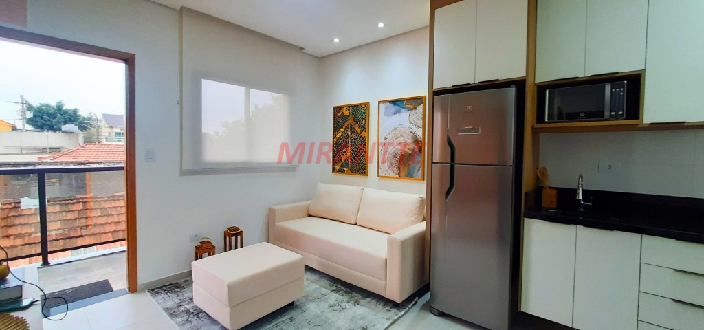 Apartamento de 42m² com 2 quartos em Água Rasa