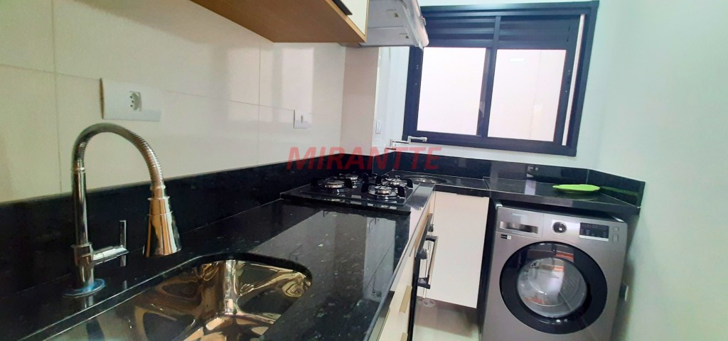Apartamento de 42m² com 2 quartos em Água Rasa