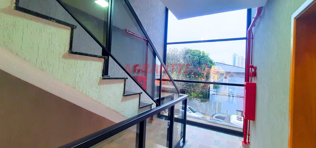 Apartamento de 42m² com 2 quartos em Água Rasa