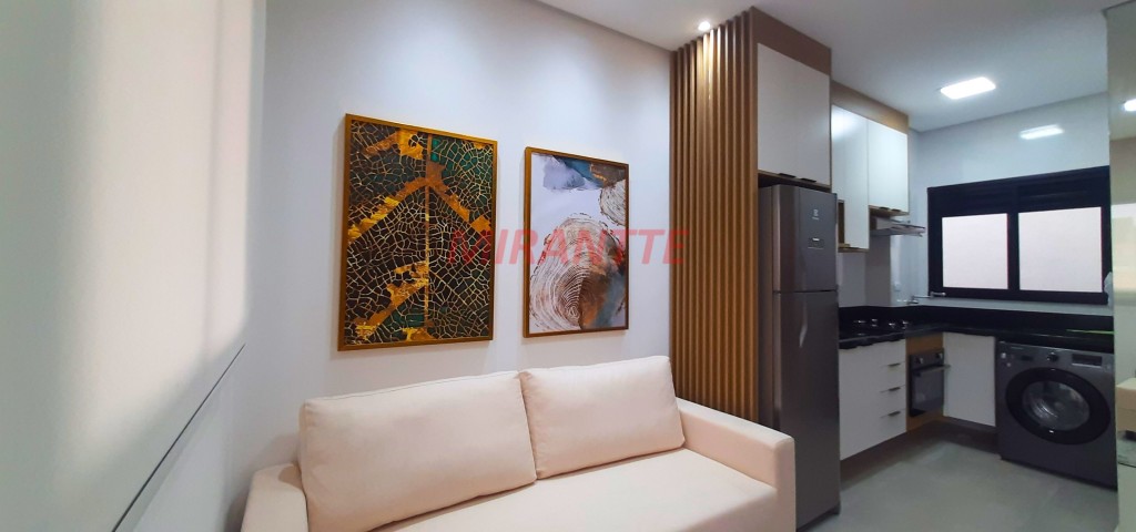 Apartamento de 42m² com 2 quartos em Água Rasa