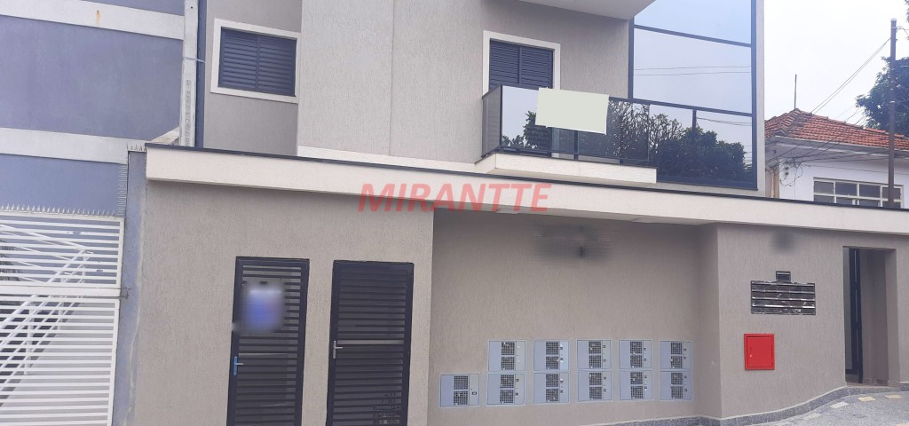Apartamento de 42m² com 2 quartos em Água Rasa