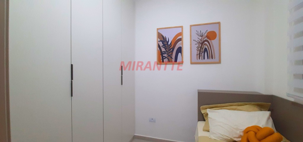 Apartamento de 42m² com 2 quartos em Água Rasa