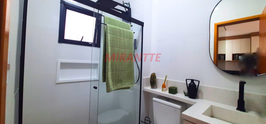 Apartamento de 42m² com 2 quartos em Água Rasa