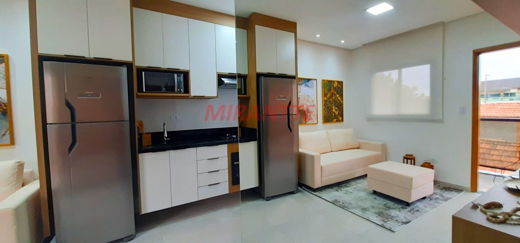 Apartamento de 42m² com 2 quartos em Água Rasa