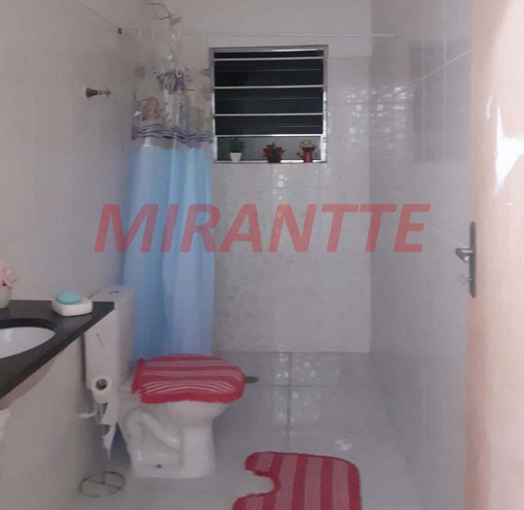 Sobrado de 100m² com 5 quartos em Jardim Moreira