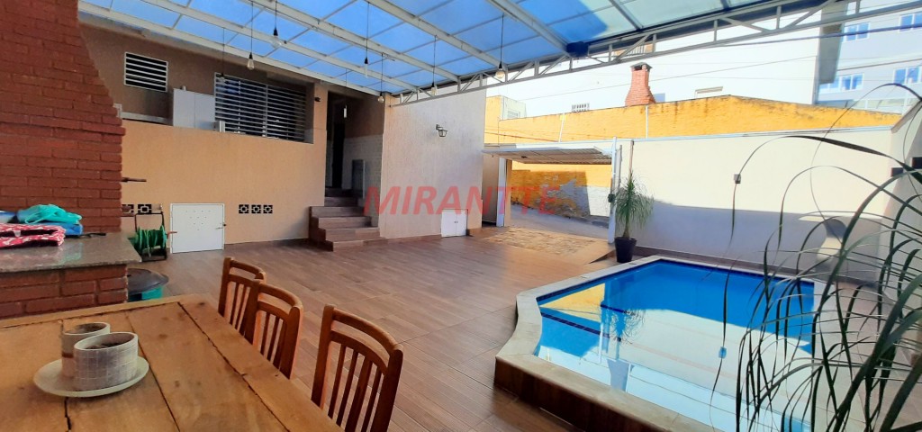 Casa terrea de 200m² com 5 quartos em Vila Mazzei