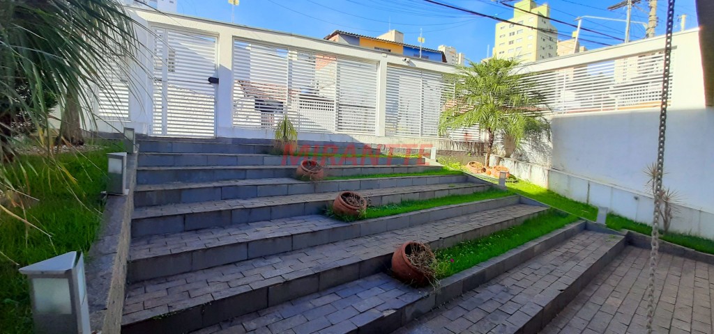 Casa terrea de 200m² com 5 quartos em Vila Mazzei