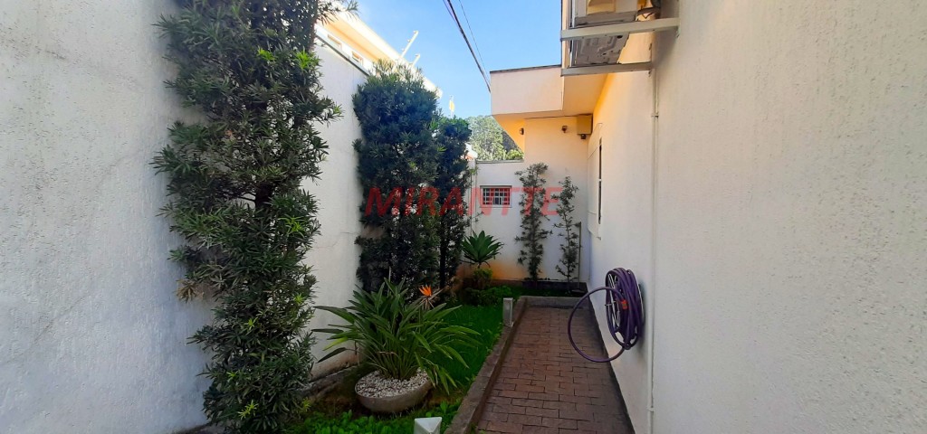 Casa terrea de 200m² com 5 quartos em Vila Mazzei