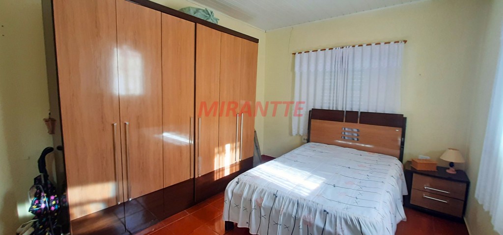 Casa terrea de 200m² com 5 quartos em Vila Mazzei