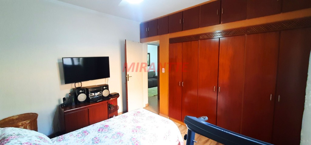 Casa terrea de 200m² com 5 quartos em Vila Mazzei
