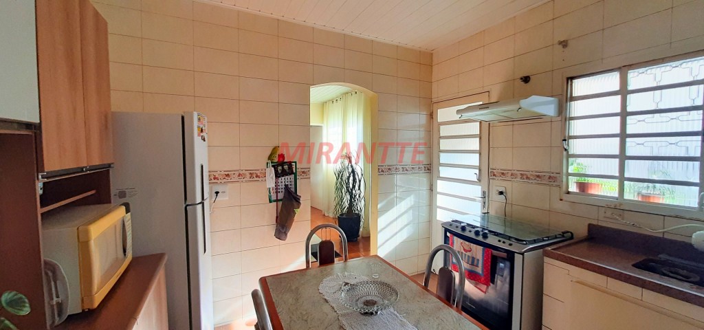 Casa terrea de 200m² com 5 quartos em Vila Mazzei