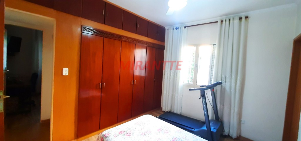 Casa terrea de 200m² com 5 quartos em Vila Mazzei