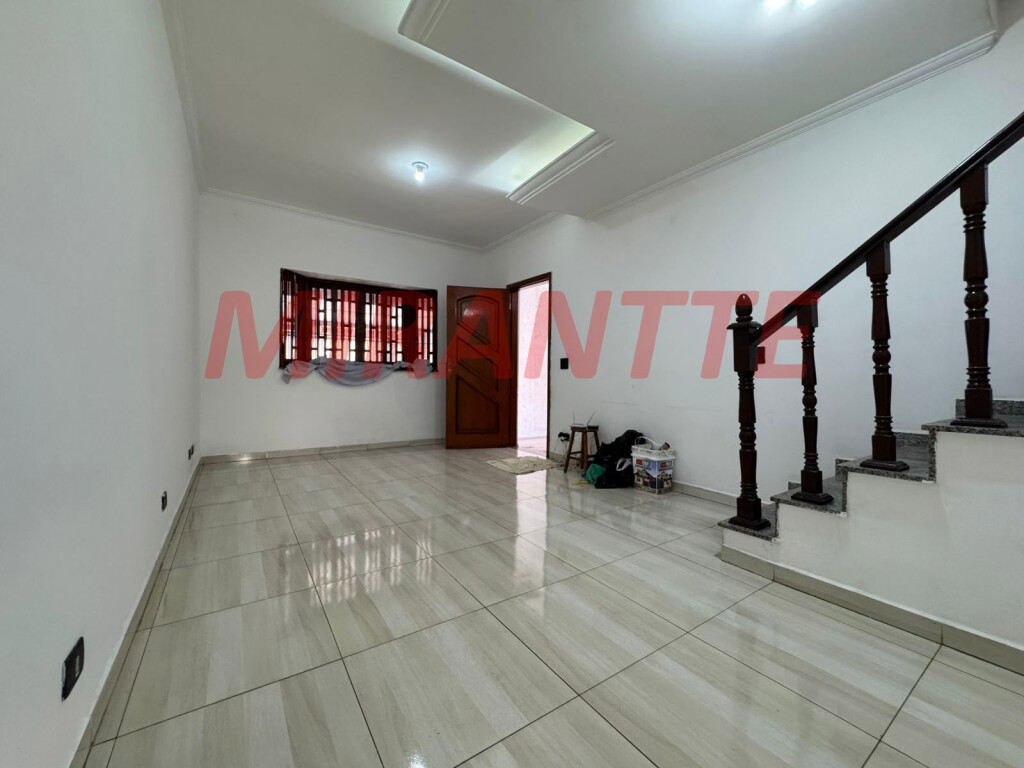 Sobrado de 127m² com 3 quartos em Vila Galvão