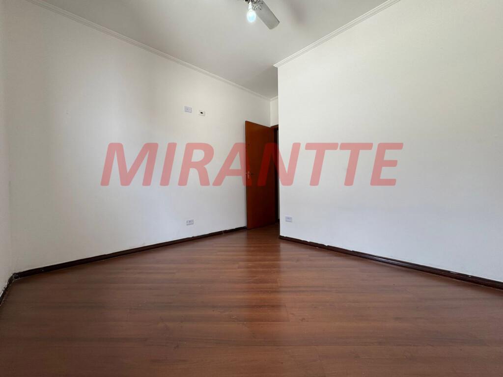 Sobrado de 127m² com 3 quartos em Vila Galvão